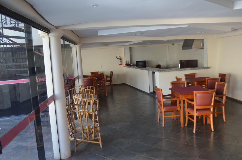 Hotel Sao Luiz Águas de Lindóia Exteriör bild