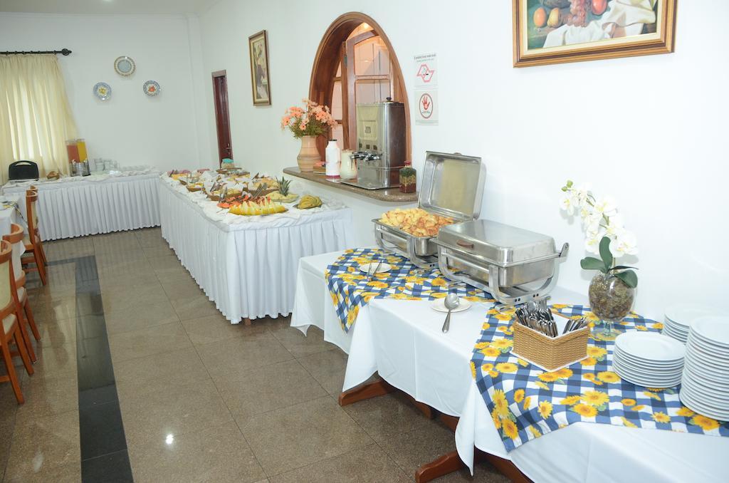 Hotel Sao Luiz Águas de Lindóia Exteriör bild
