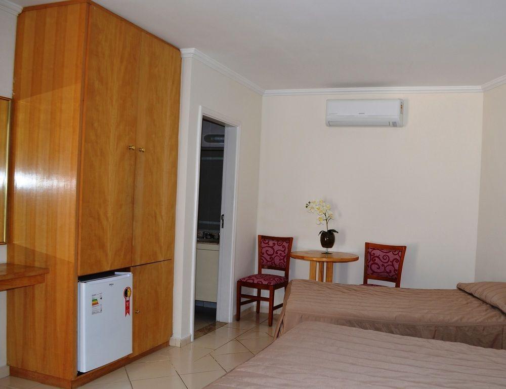 Hotel Sao Luiz Águas de Lindóia Exteriör bild